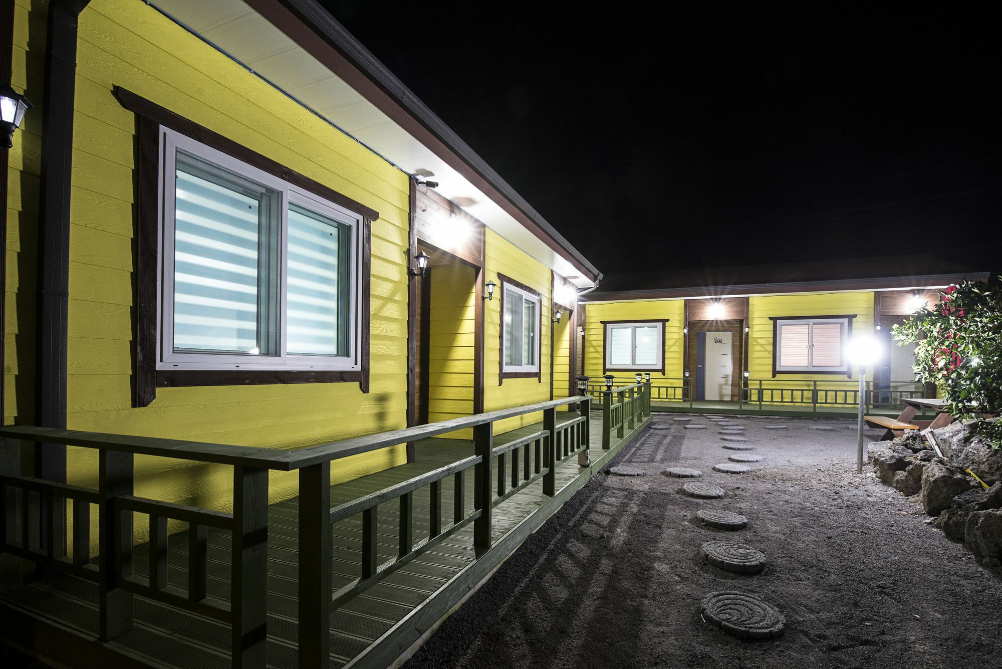 Brassica Flower Pension Seogwipo Exterior foto